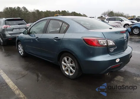 2011 Mazda Mazda3 I Touring z USA, uszkodzony, nr VIN JM1BL1VF1B1418910